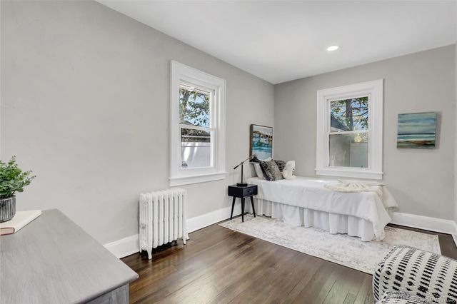 84 Wellington Street, Hempstead, NY 11550