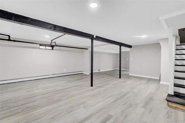 84 Wellington Street, Hempstead, NY 11550