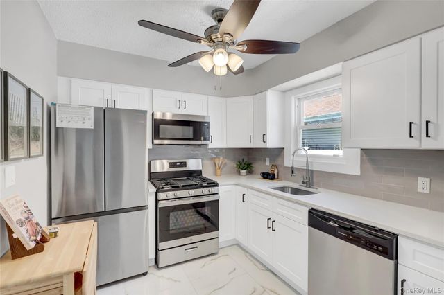 84 Wellington Street, Hempstead, NY 11550