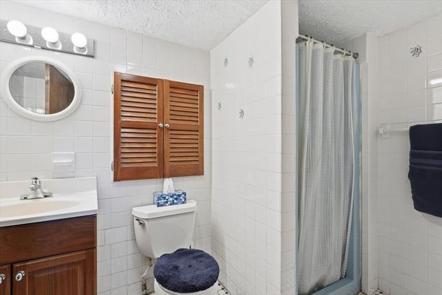 15 Squanto Road, Woburn, MA 01801