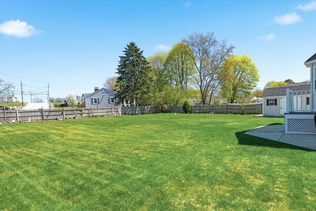 15 Squanto Road, Woburn, MA 01801