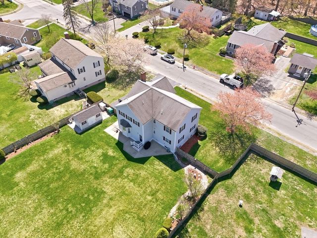 15 Squanto Road, Woburn, MA 01801