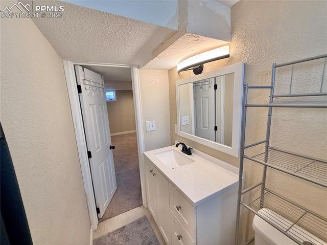 58 Duke Street, Pueblo, CO 81005