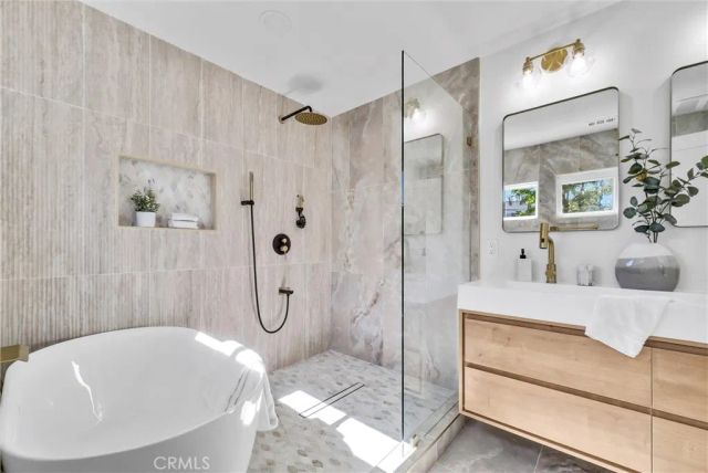 3418 South Baker Street, Santa Ana, CA 92707