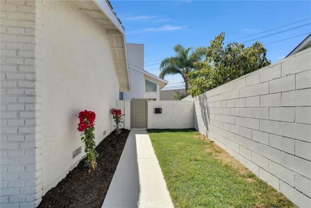 3418 South Baker Street, Santa Ana, CA 92707