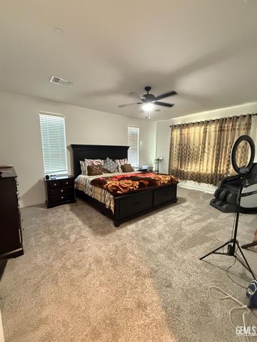 11121 Arundel Way, Bakersfield, CA 93311
