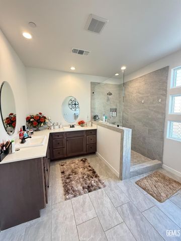 11121 Arundel Way, Bakersfield, CA 93311