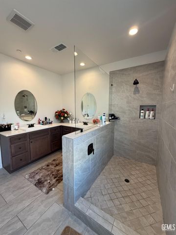 11121 Arundel Way, Bakersfield, CA 93311