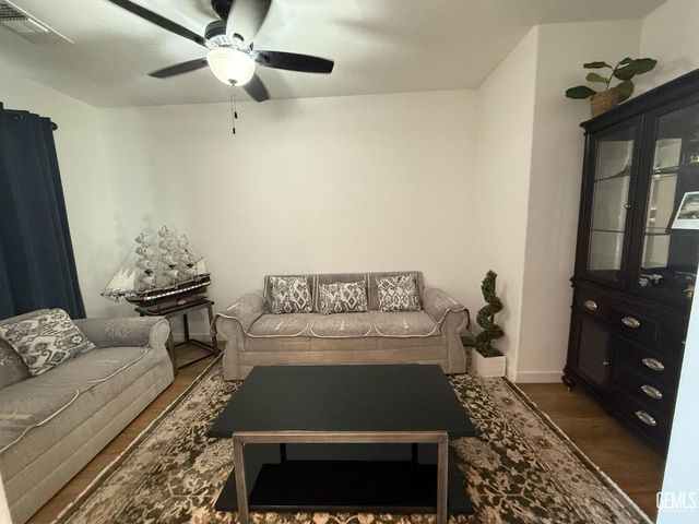 11121 Arundel Way, Bakersfield, CA 93311