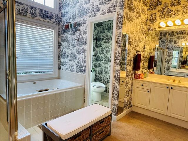 909 Biscayne Way, Suwanee, GA 30024