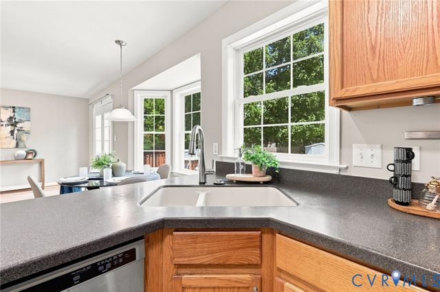 7625 Blue Cedar Dr, Chesterfield, VA 23832