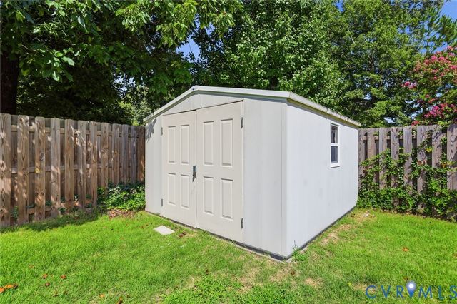 7625 Blue Cedar Dr, Chesterfield, VA 23832