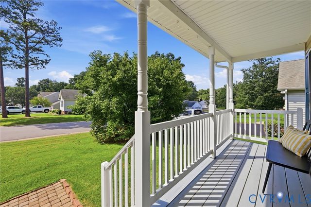 7625 Blue Cedar Dr, Chesterfield, VA 23832