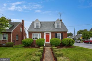 430 BRIMMER AVE, New Holland, PA 17557
