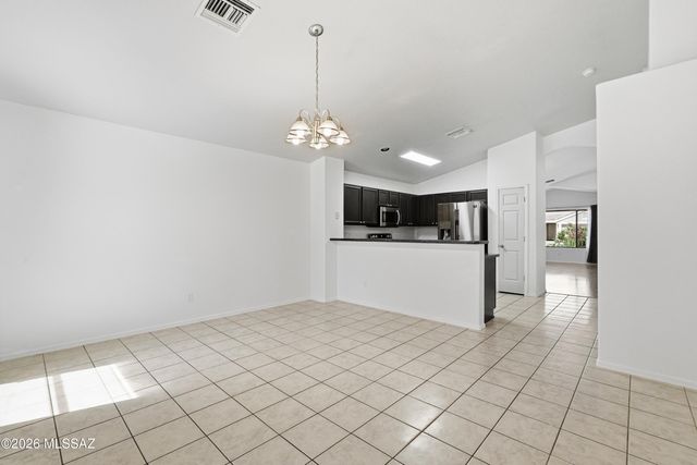 8327 S Via De Ellsworth, Tucson, AZ 85747