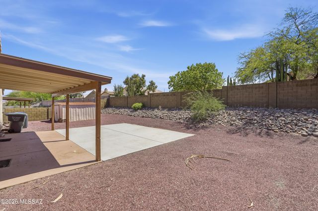 8327 S Via De Ellsworth, Tucson, AZ 85747
