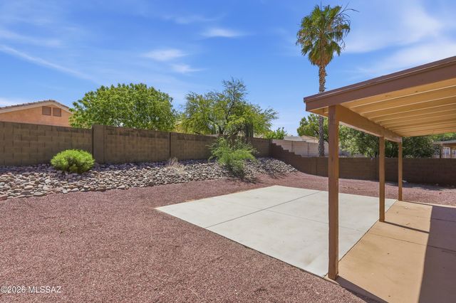 8327 S Via De Ellsworth, Tucson, AZ 85747