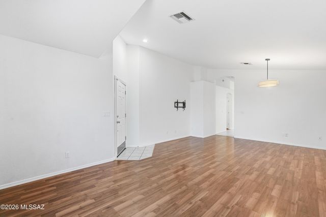 8327 S Via De Ellsworth, Tucson, AZ 85747