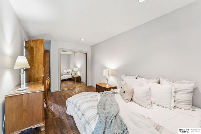 1623 N 109th Plaza, Omaha, NE 68154