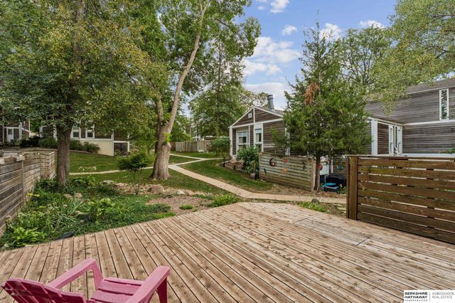 1623 N 109th Plaza, Omaha, NE 68154