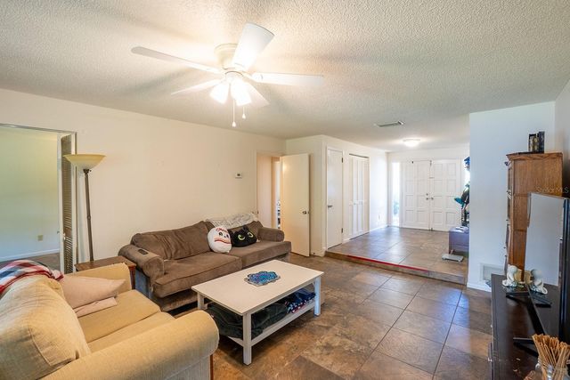 109 FARRAGUT DRIVE, Palm Coast, FL 32137