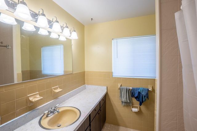 109 FARRAGUT DRIVE, Palm Coast, FL 32137