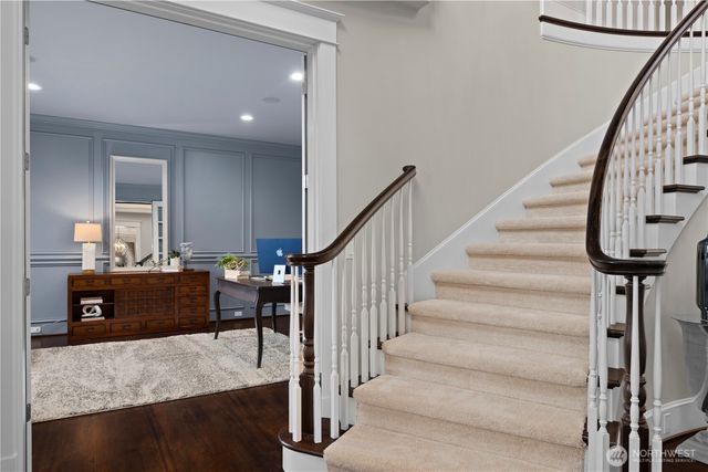 5726 251st Court NE, Redmond, WA 98053