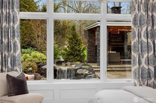 5726 251st Court NE, Redmond, WA 98053