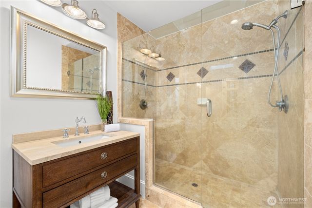 5726 251st Court NE, Redmond, WA 98053