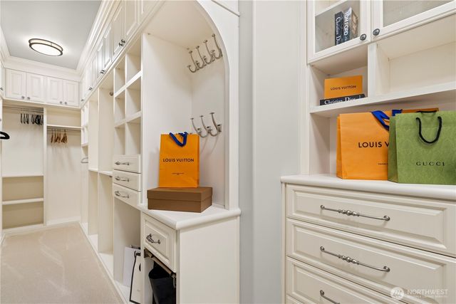 5726 251st Court NE, Redmond, WA 98053