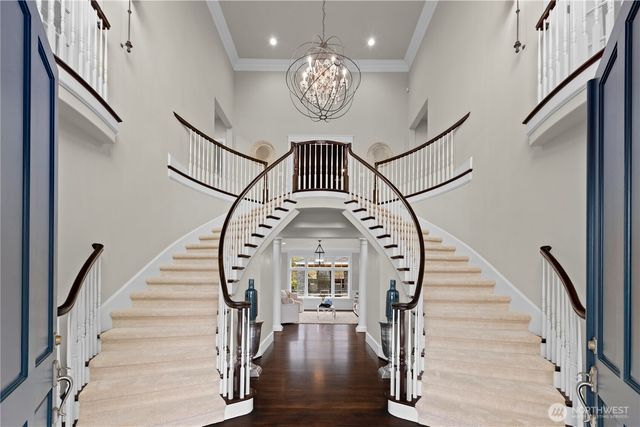 5726 251st Court NE, Redmond, WA 98053