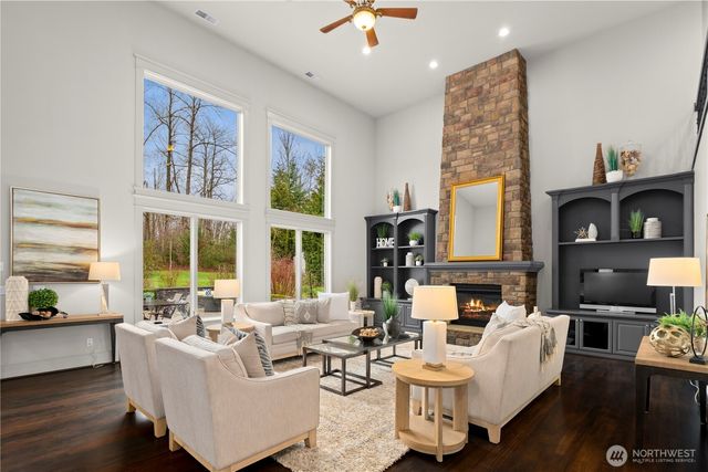 5726 251st Court NE, Redmond, WA 98053