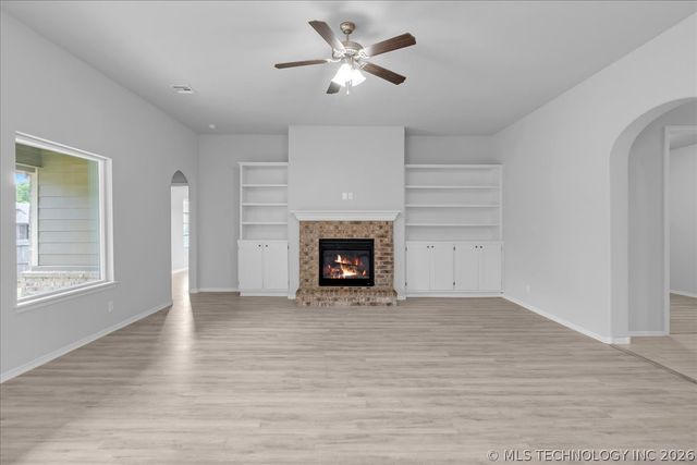 14751 S Urbana Avenue, Bixby, OK 74008