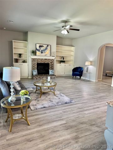 14751 S Urbana Avenue, Bixby, OK 74008