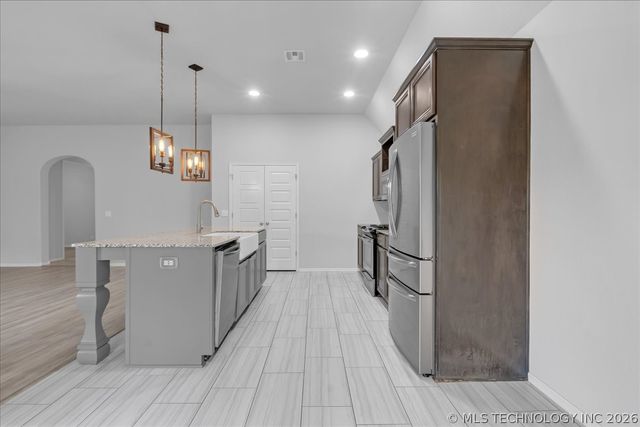 14751 S Urbana Avenue, Bixby, OK 74008