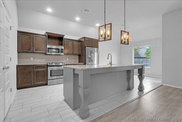 14751 S Urbana Avenue, Bixby, OK 74008