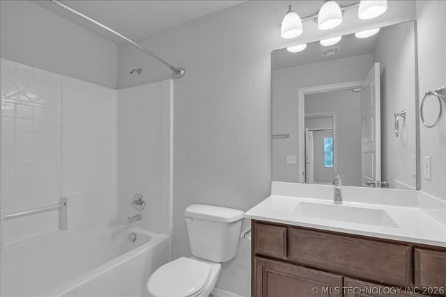 14751 S Urbana Avenue, Bixby, OK 74008