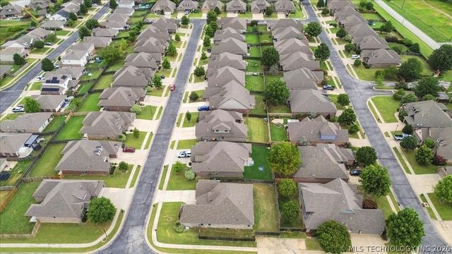 14751 S Urbana Avenue, Bixby, OK 74008