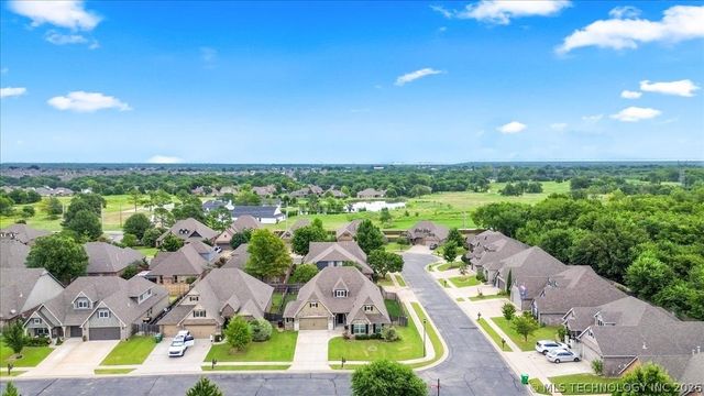 14751 S Urbana Avenue, Bixby, OK 74008