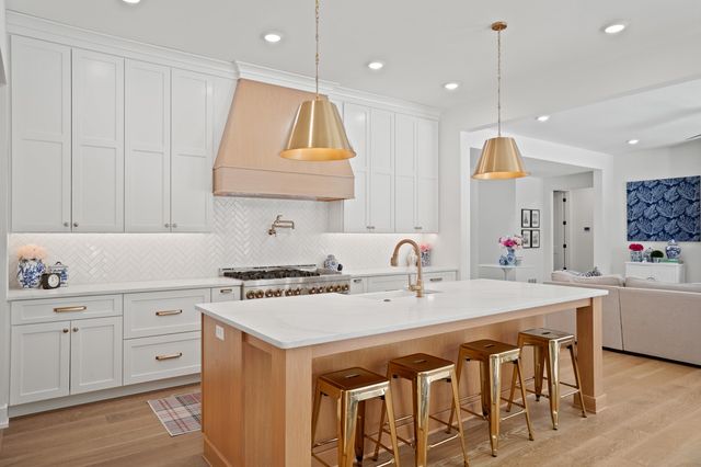 7510 KIRBY KNOWLE CT, Columbia, MO 65203
