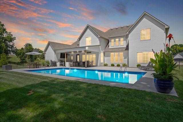 7510 KIRBY KNOWLE CT, Columbia, MO 65203