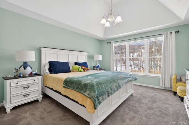 5 Oldwyck Crescent, Highland Mills, NY 10930