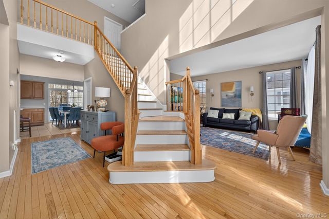 5 Oldwyck Crescent, Highland Mills, NY 10930