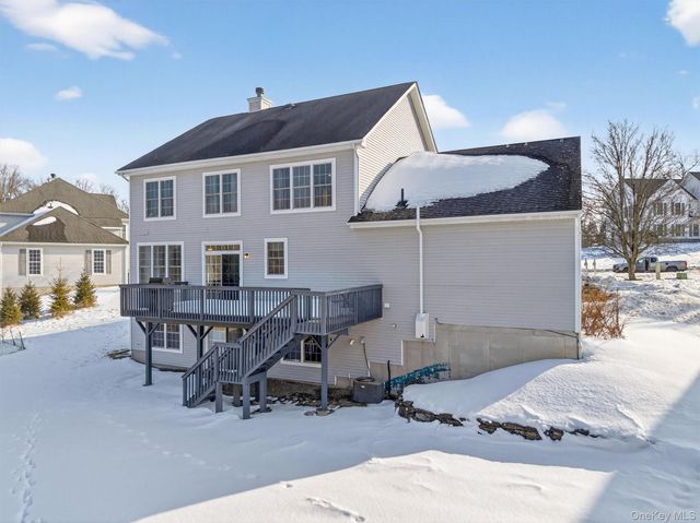 5 Oldwyck Crescent, Highland Mills, NY 10930