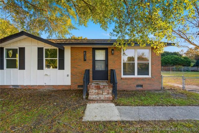 2720 Edwards Avenue, Spring Lake, NC 28390