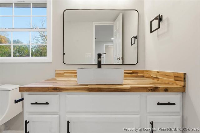 2720 Edwards Avenue, Spring Lake, NC 28390