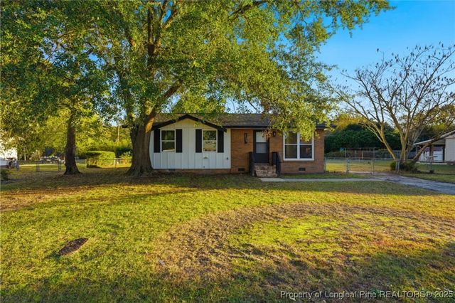 2720 Edwards Avenue, Spring Lake, NC 28390