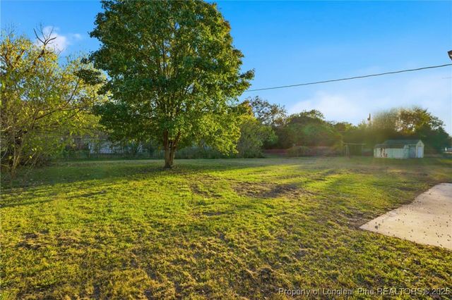 2720 Edwards Avenue, Spring Lake, NC 28390