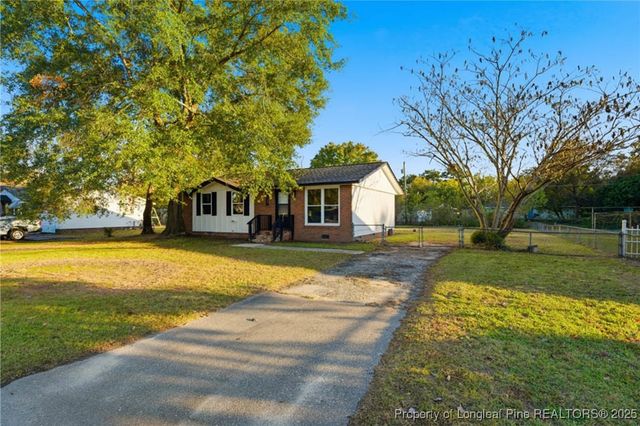 2720 Edwards Avenue, Spring Lake, NC 28390