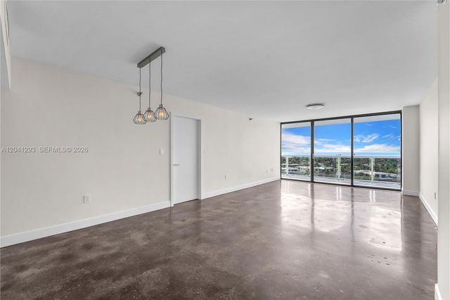 20515 E Country Club Dr 1245, Aventura, FL 33180